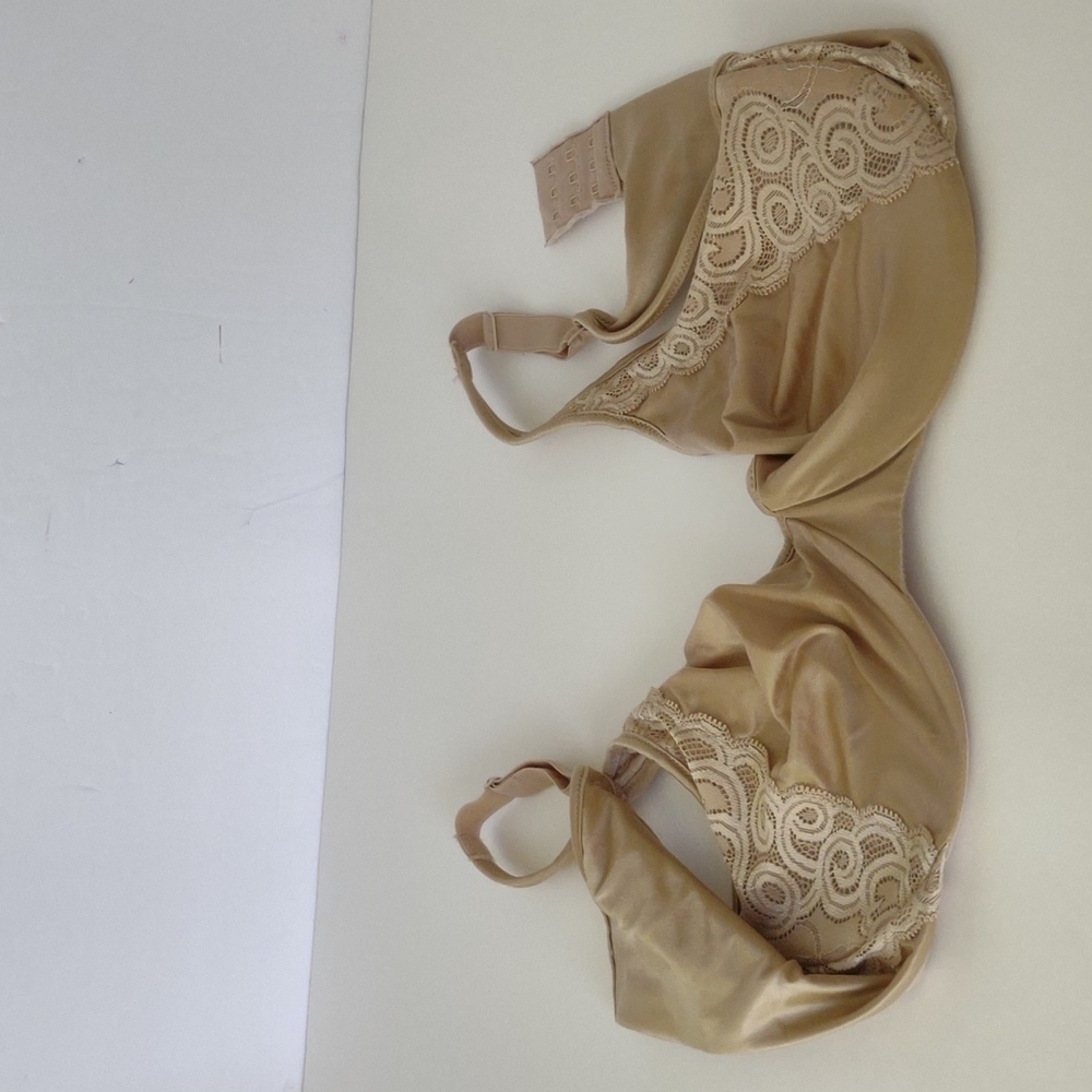 Bali women's bra tan 36D